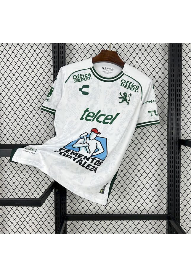 León Visitante 24/25
