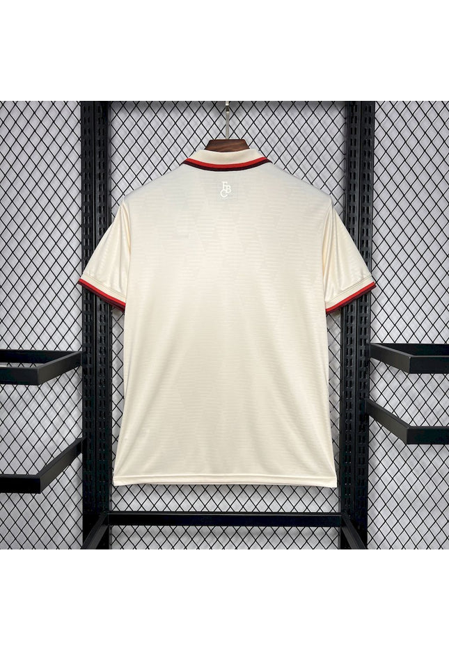 Bayern Munich Alternativa 24/25