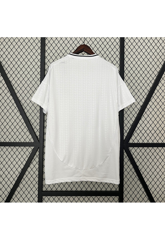 Real Madrid Local 24/25